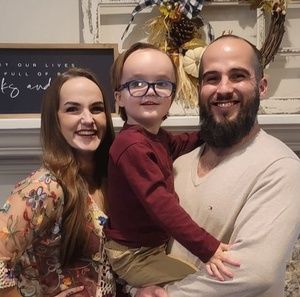 Meet your Posher, Alyson